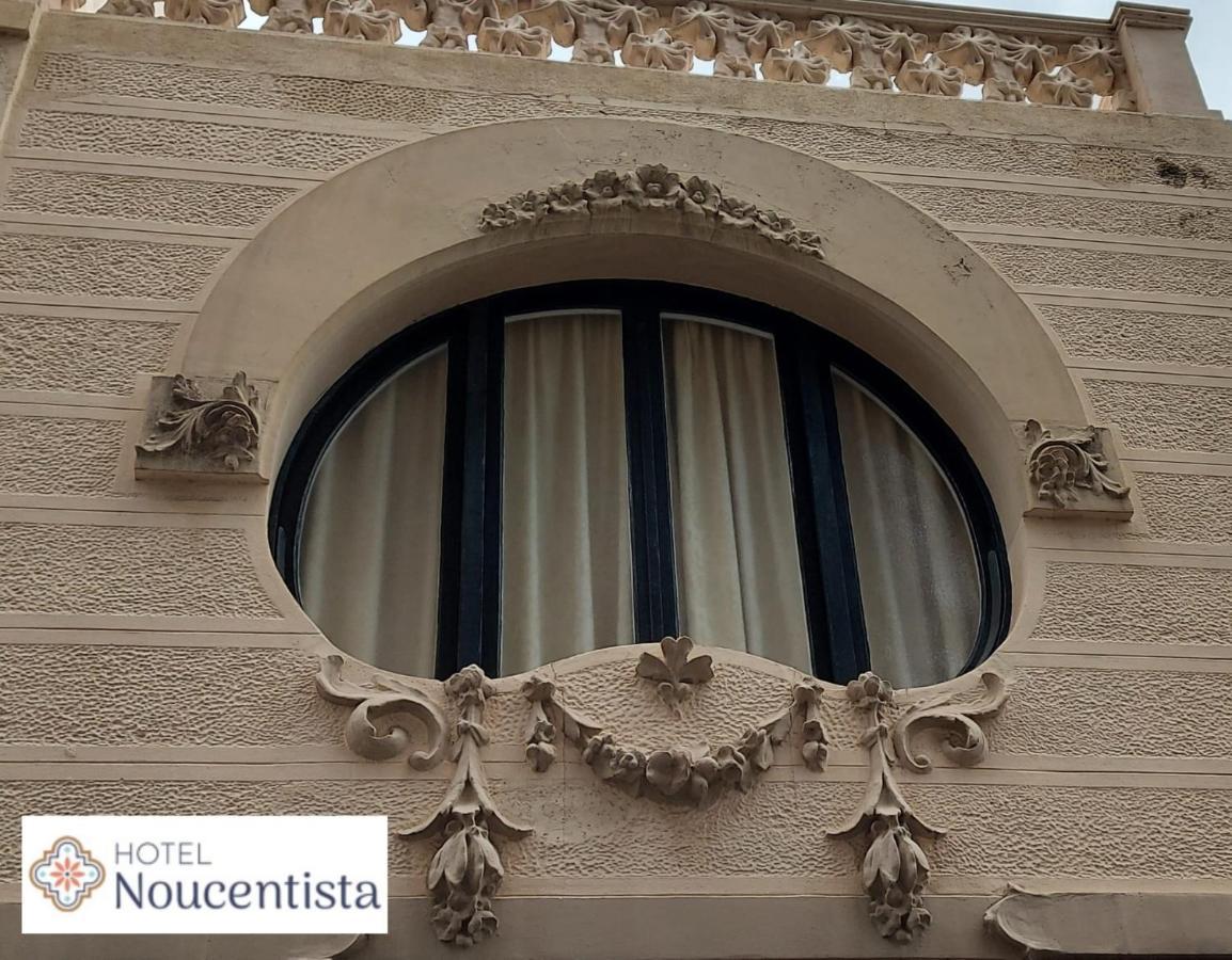 Hotel Noucentista Sitges Kültér fotó