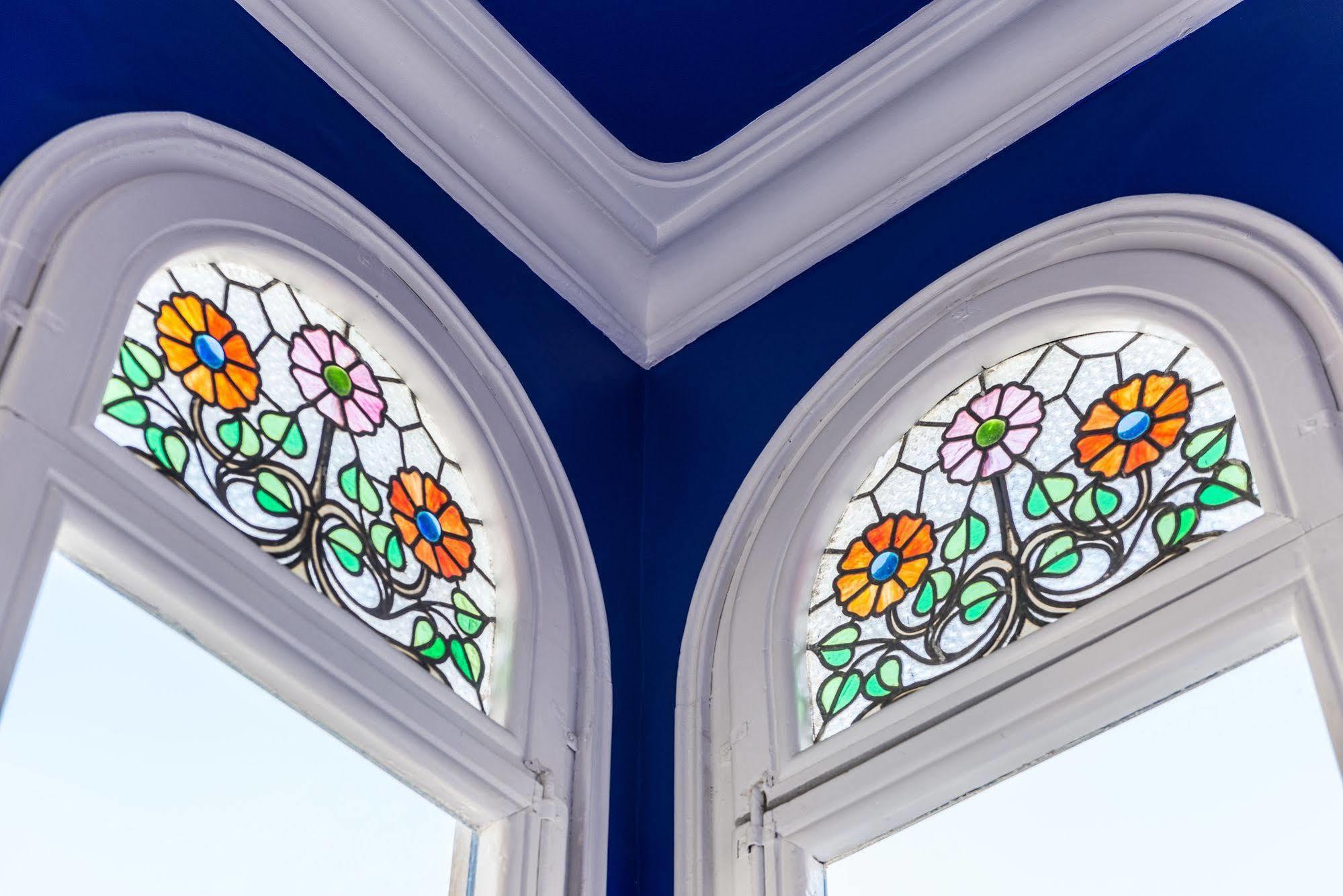 Hotel Noucentista Sitges Kültér fotó